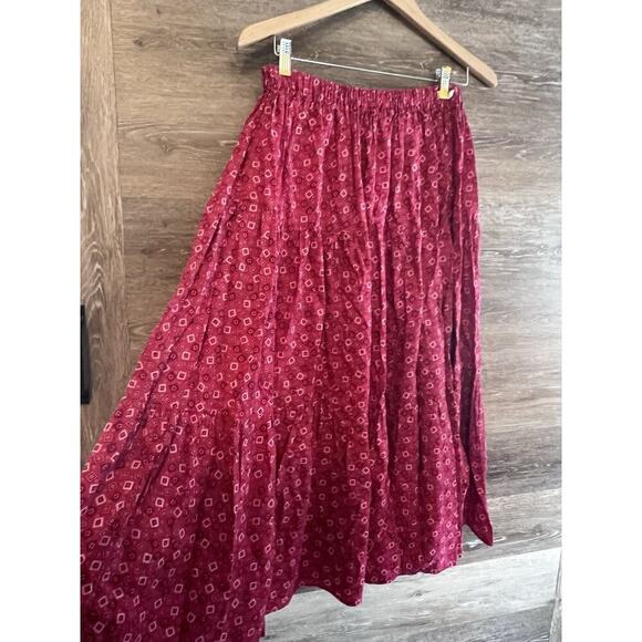 Red Bandana Skirt Size Medium Vintage Polyester Midi Elastic Waist Handmade - Picture 1 of 7
